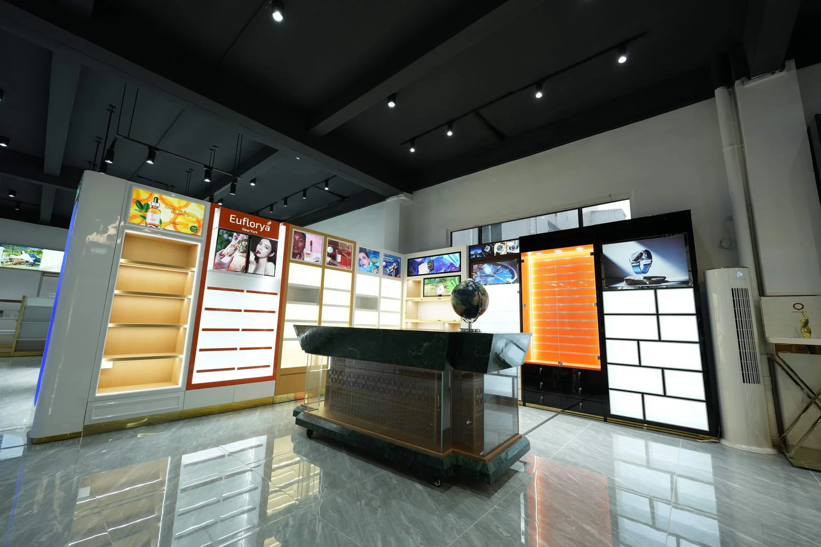 Explore the Display Showroom · view 10