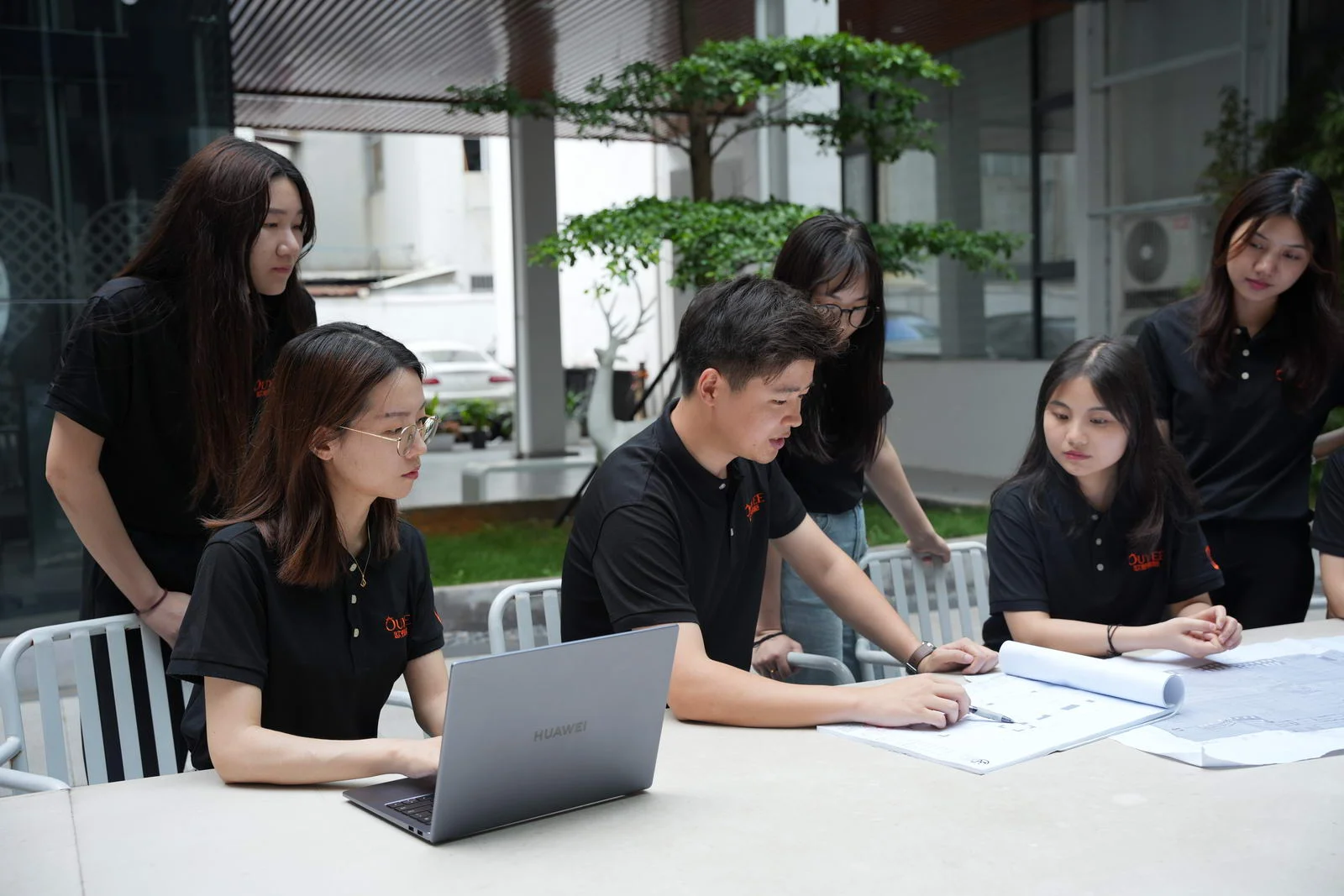 Meet the Working Team · view 3