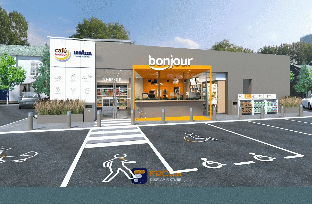 Store 33 — Compact foodservice store, interior view 8